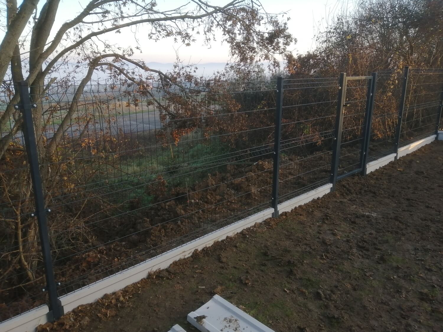 Fotogaléria realizácií - Dav Group s.r.o. - Oplotenie + záhradná brána