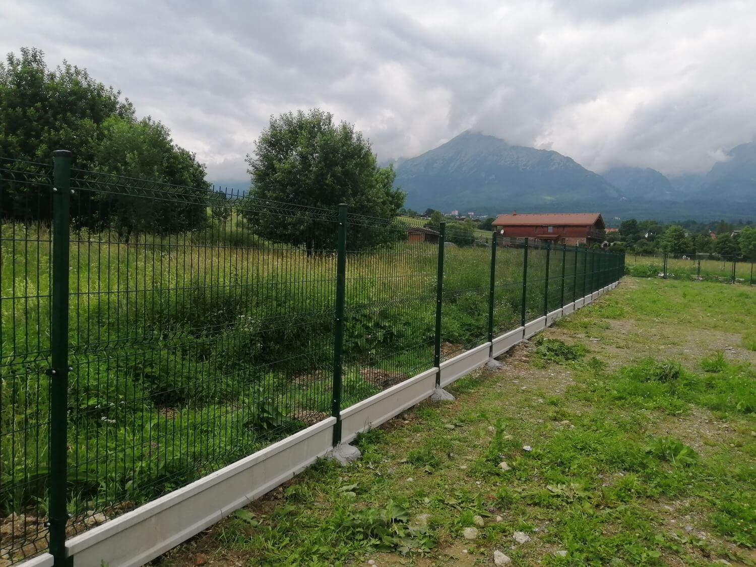 Fotogaléria realizácií - DAV Group s.r.o. - Oplotenie pozemku